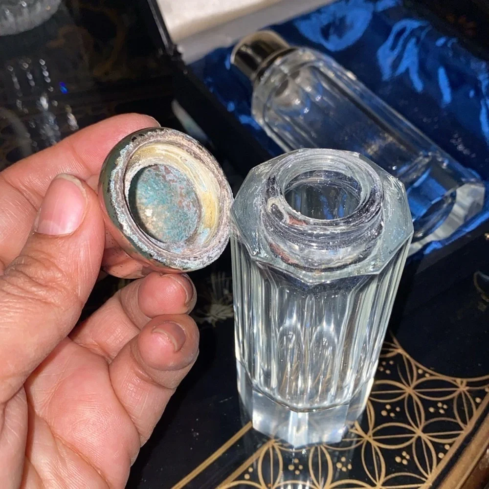 Vintage FB Rogers Silver Co. Large Crystal Salt & Pepper Shakers In Orig. Case